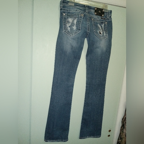 Miss Me Jeans - Picture 2 of 3